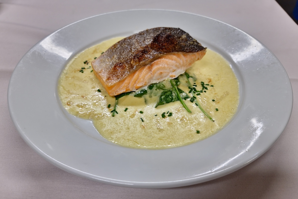 SalmonFillet1200x800.JPG